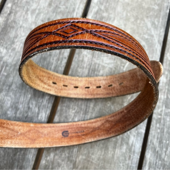Vintage Chambers Tooled Leather Belt with North Dakota Soil Conservation Buckle - Picture 9 of 9